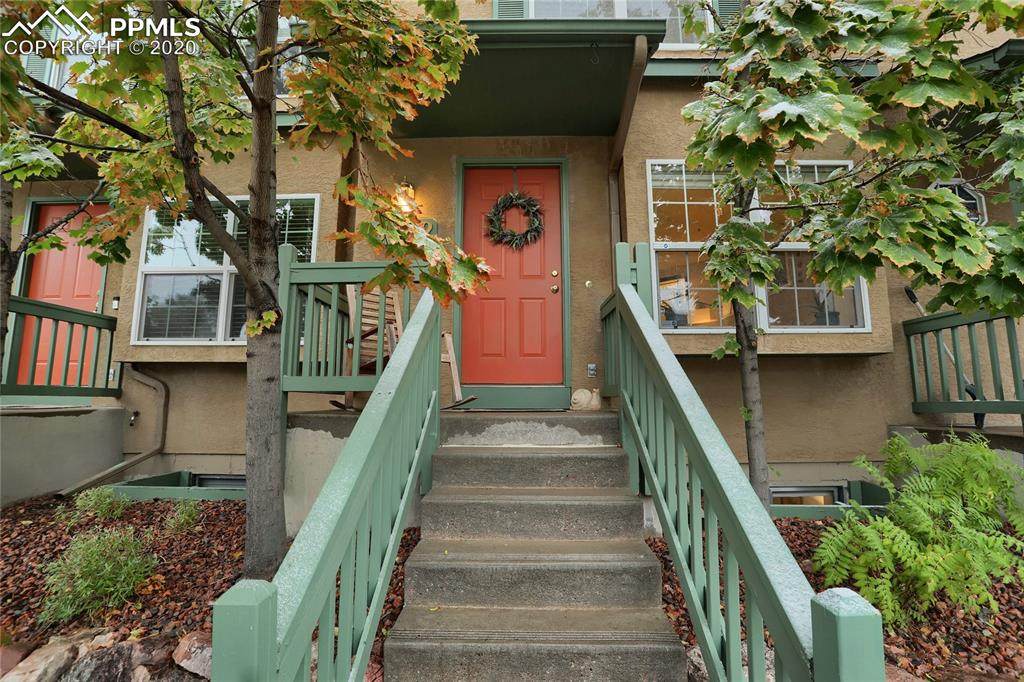 6182 Colony Circle - Photo 1