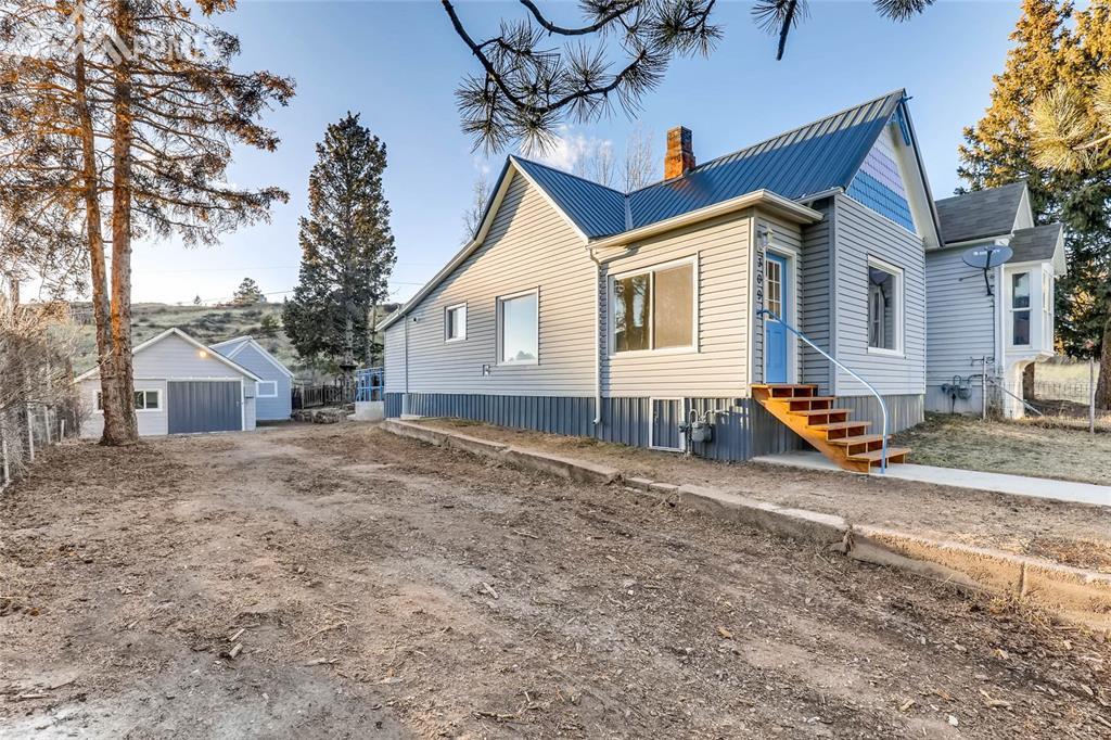 309 Fifth Street - Photo 1