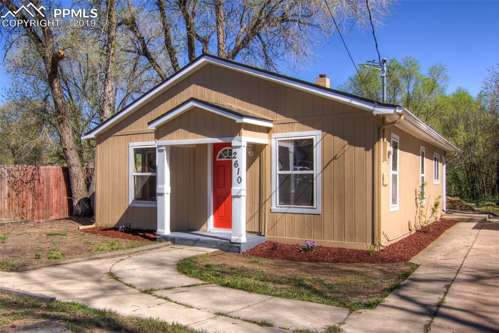 2610 Dale Street - Photo 1