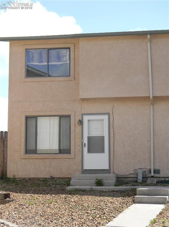 1152 Darby Street - Photo 1