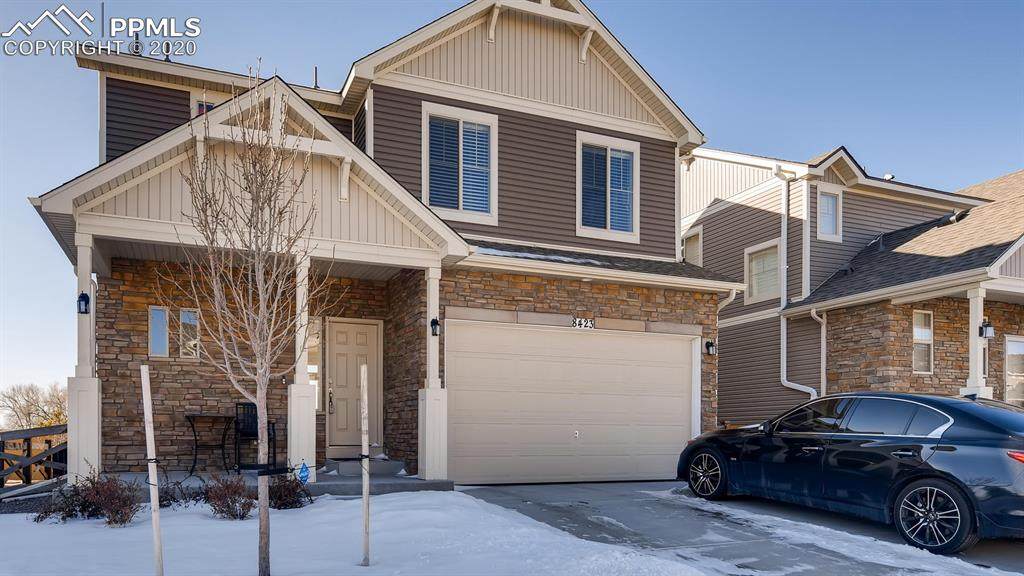 8423 Longleaf Lane - Photo 1