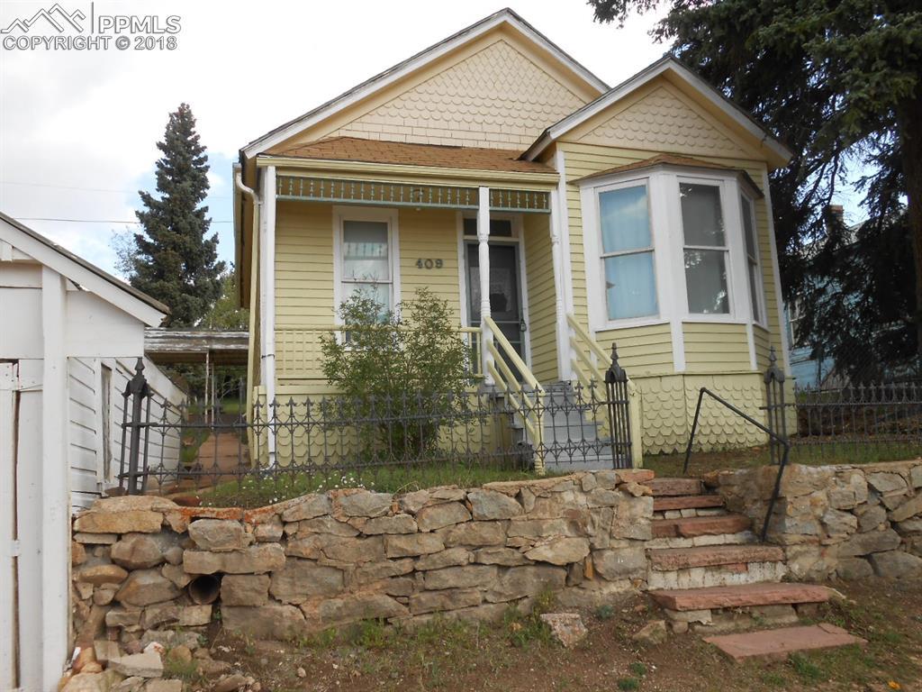409 Carr Avenue - Photo 1