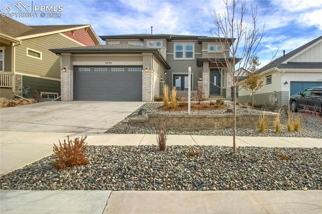 11733 Spectacular Bid Circle - Photo 1