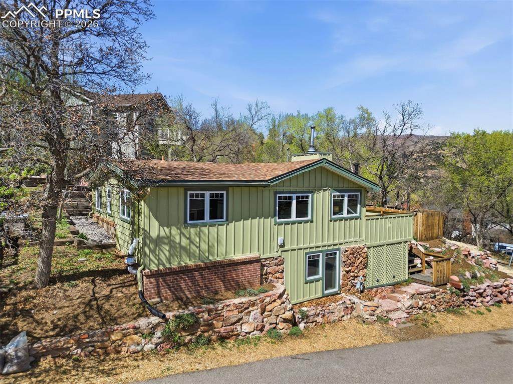 304 Pawnee Avenue - Photo 1