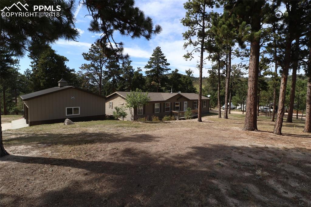 15713 Ray Drive - Photo 1