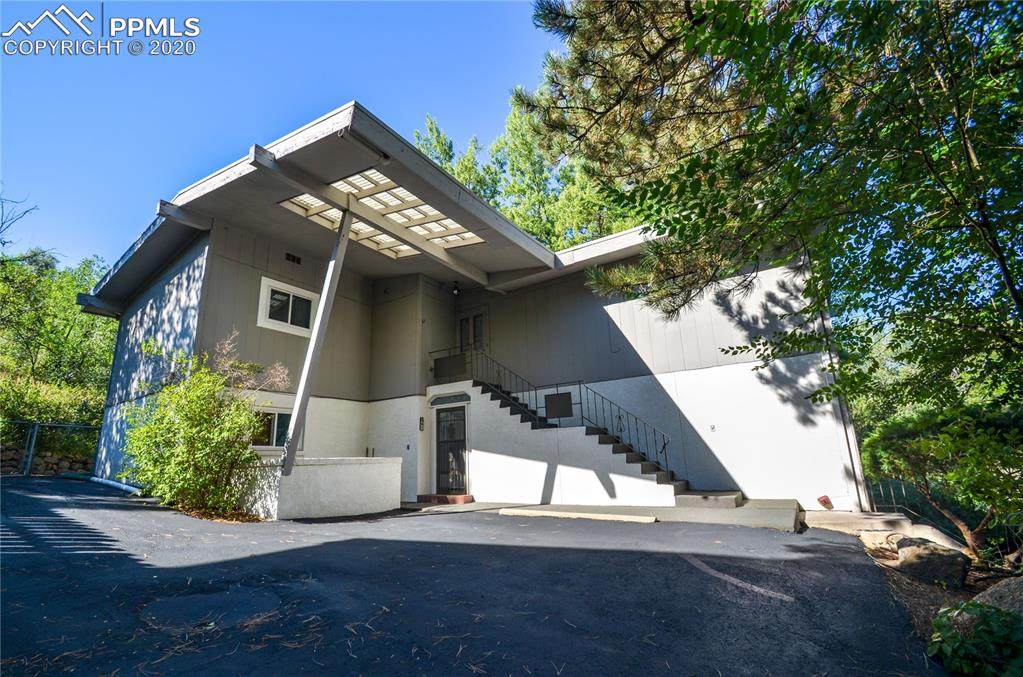 61 Newport Circle - Photo 1