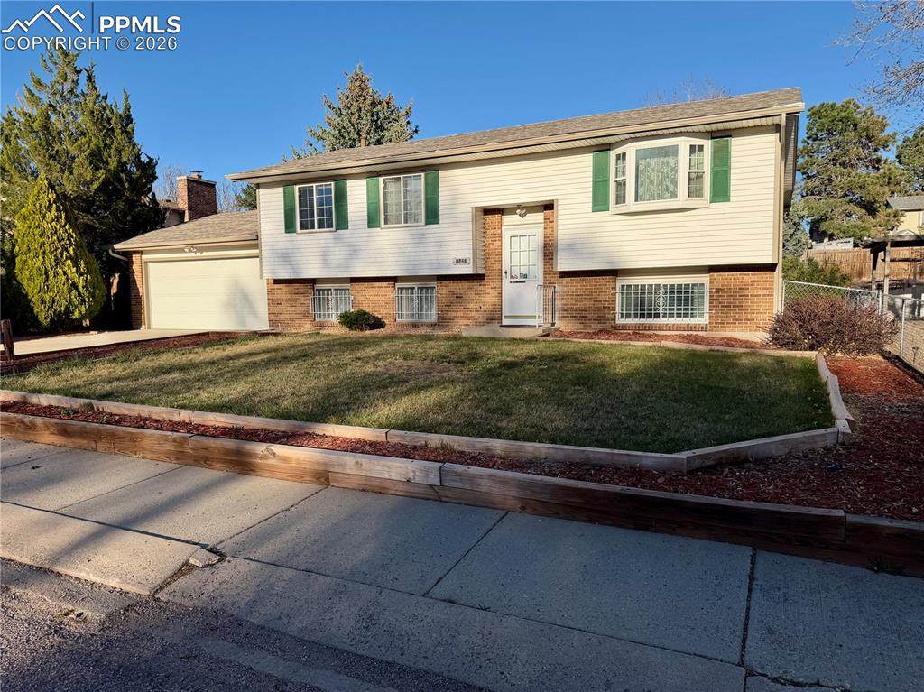 1527 Nokomis Drive - Photo 1
