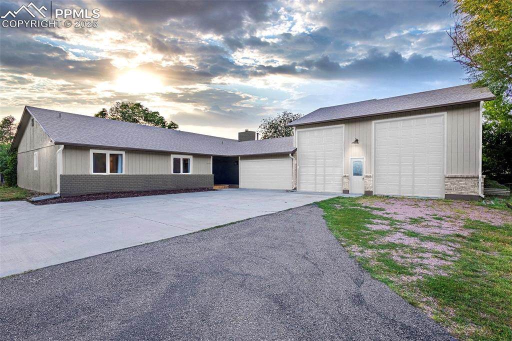 5050 Turquoise Drive - Photo 1