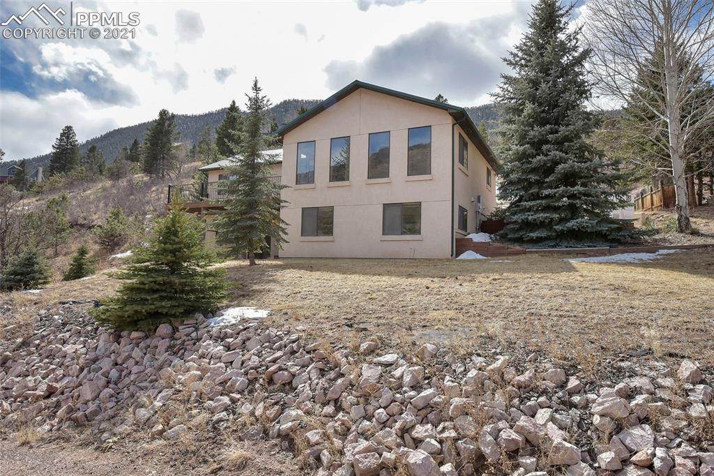 8755 Chipita Park Road - Photo 1