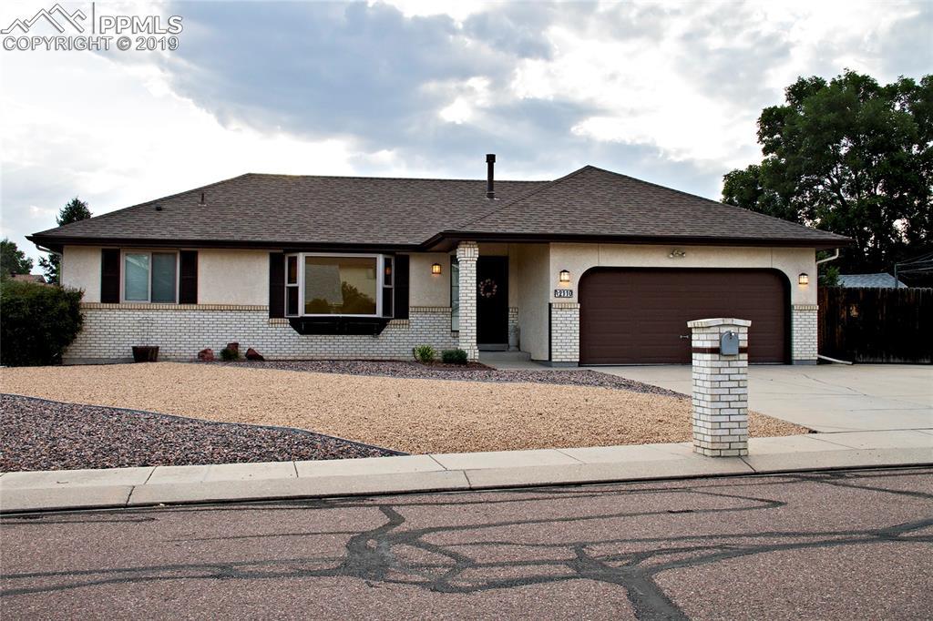 2110 Heatherdale Drive - Photo 1