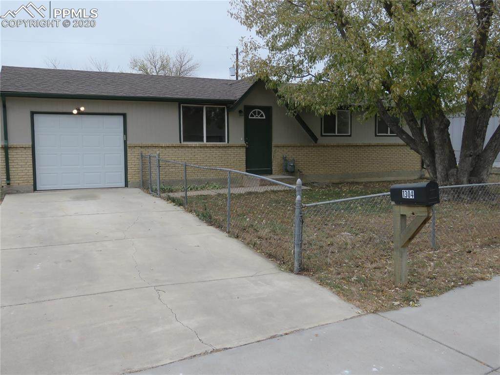 1304 Maxwell Street - Photo 1
