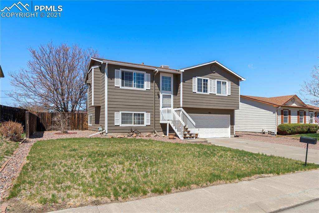 811 Meadows Avenue - Photo 1