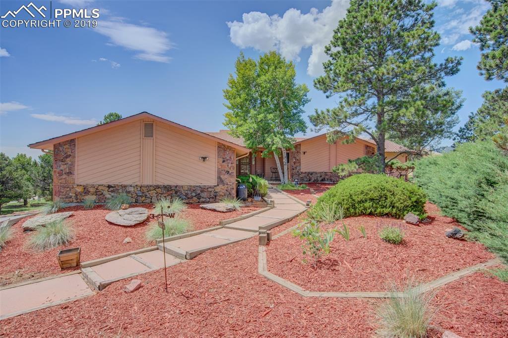 18520 St Andrews Drive - Photo 1