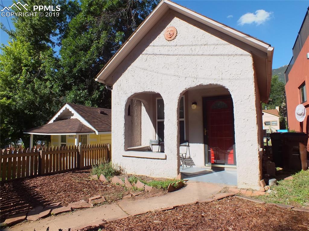 523 Canon Avenue - Photo 1