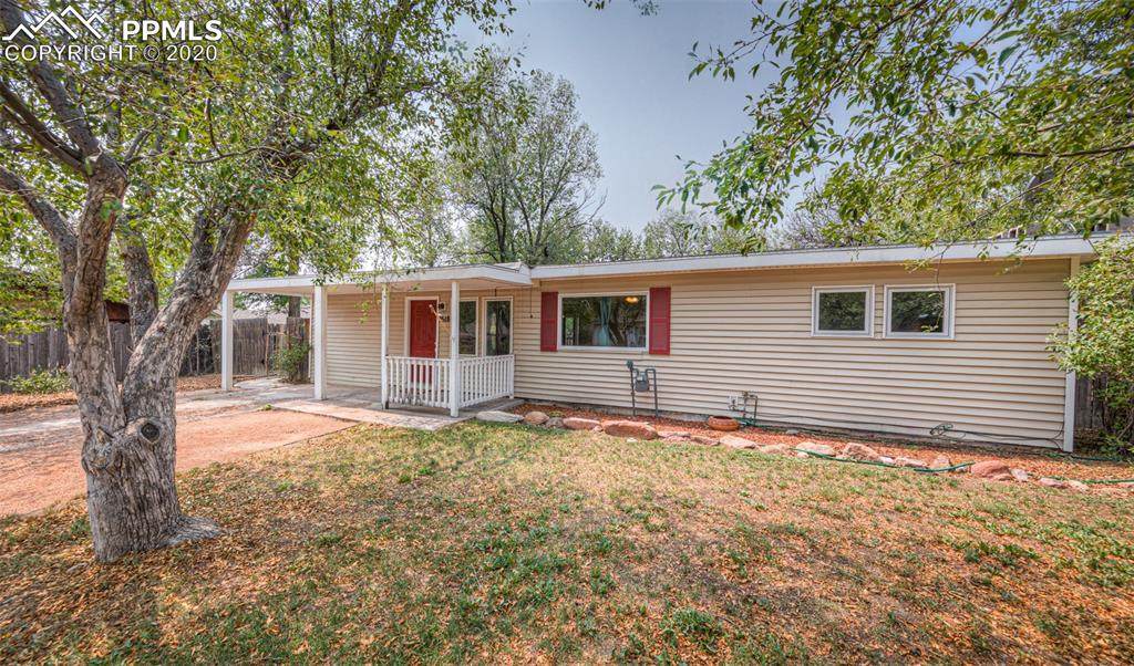 1518 Parkway Drive - Photo 1