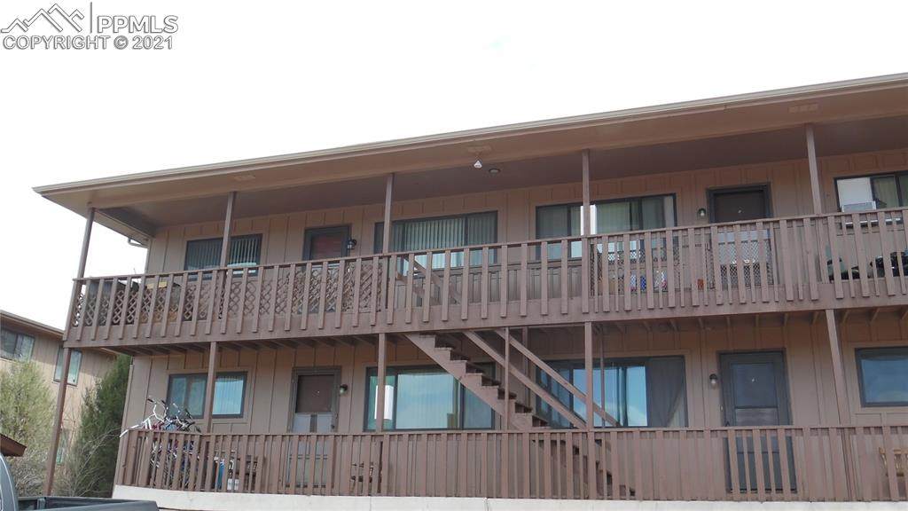 1466 Hathaway Drive - Photo 1