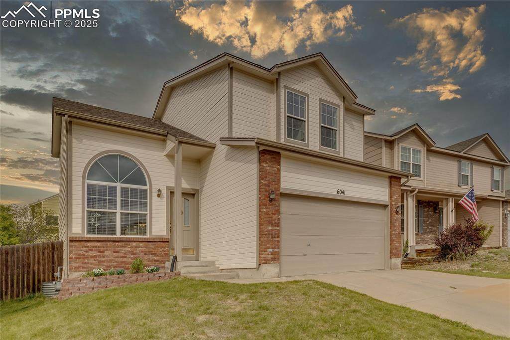 6041 Pioneer Mesa Drive - Photo 1