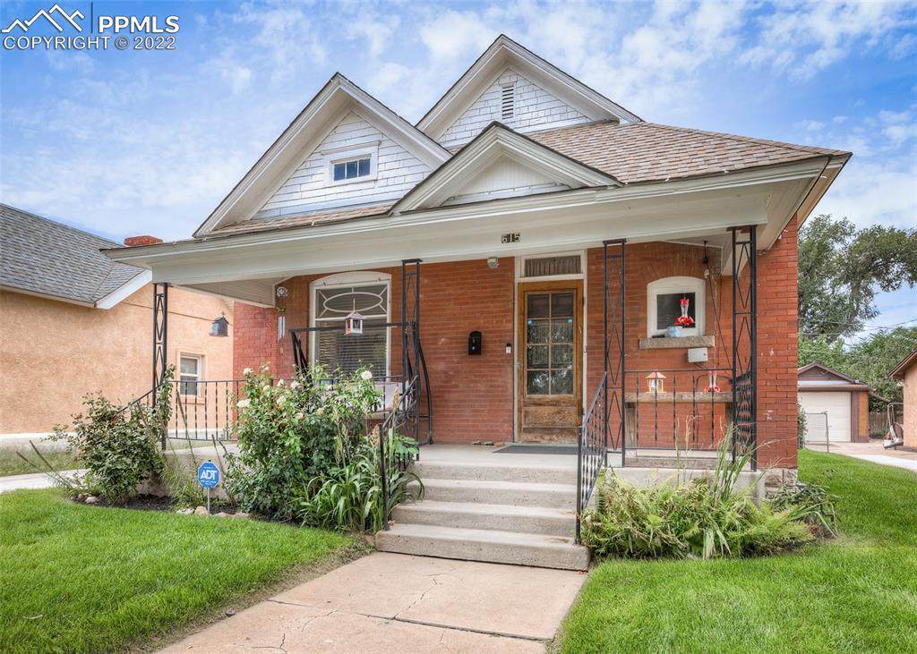 615 Evans Avenue - Photo 1