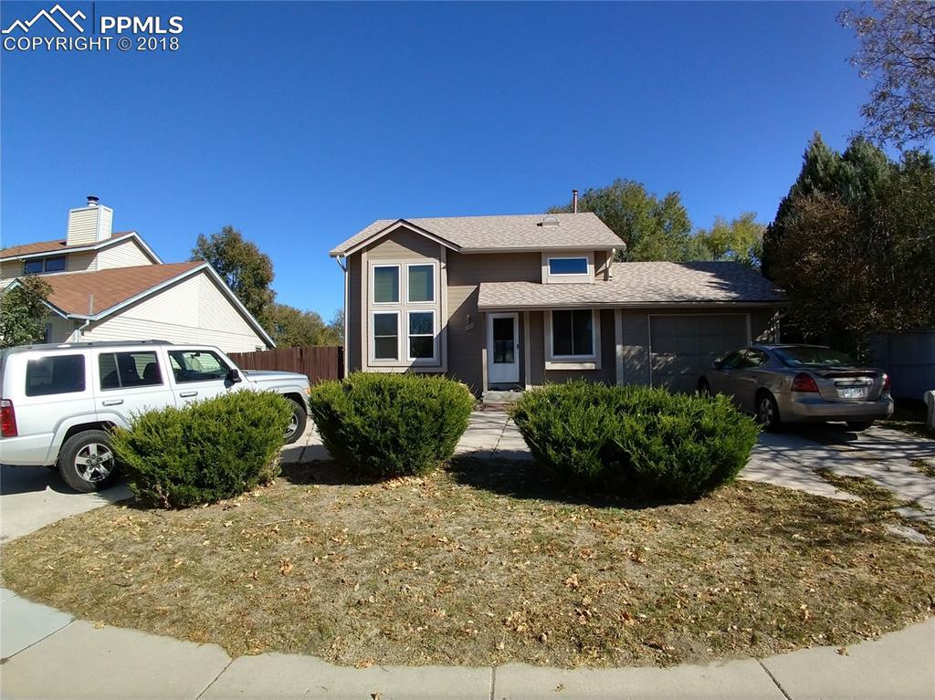 1005 Greenbrier Drive - Photo 1