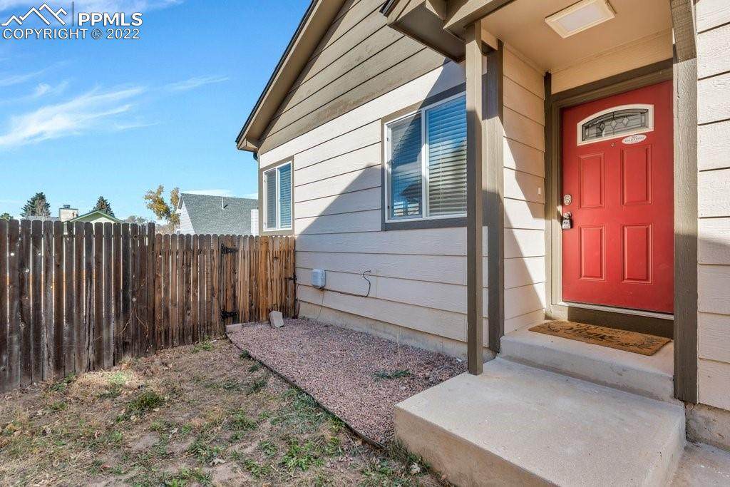 2460 Ambleside Drive - Photo 1
