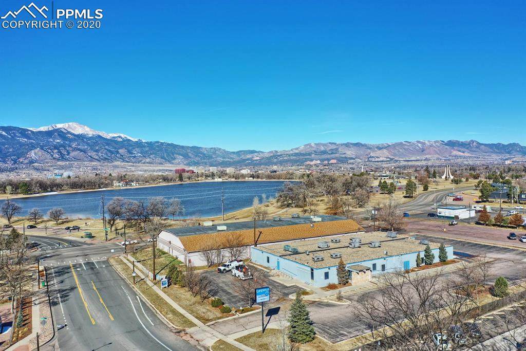 575 Union Boulevard - Photo 1