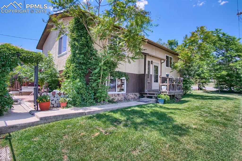 2545 Wheeler Avenue - Photo 1