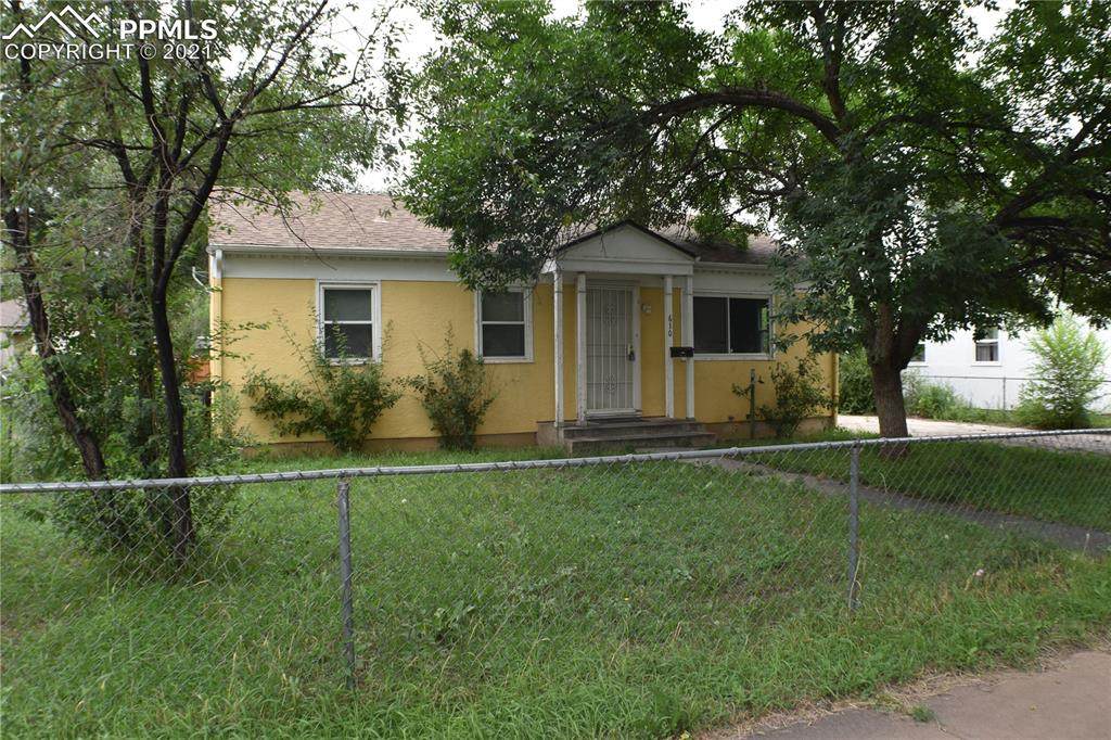 610 St Elmo Avenue - Photo 1