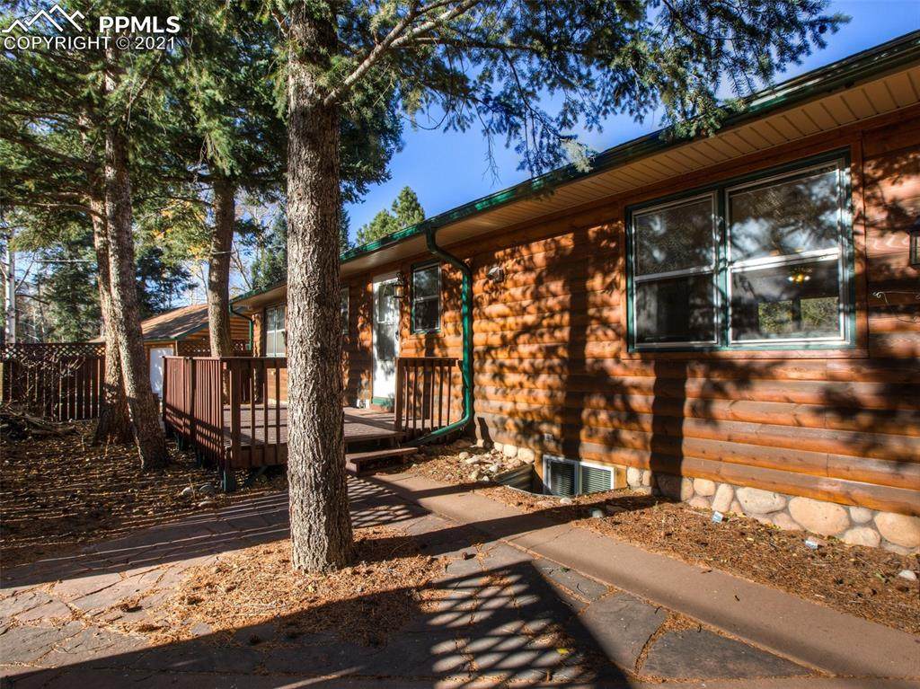 8850 Chipita Park Road - Photo 1