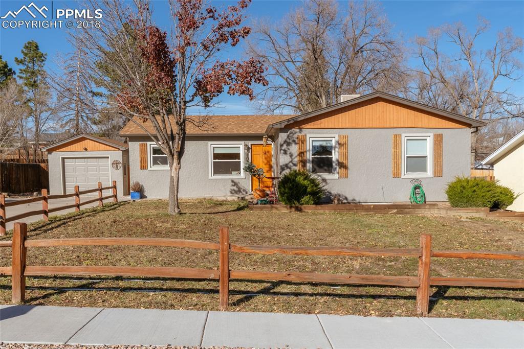 1012 Parkview Boulevard - Photo 1