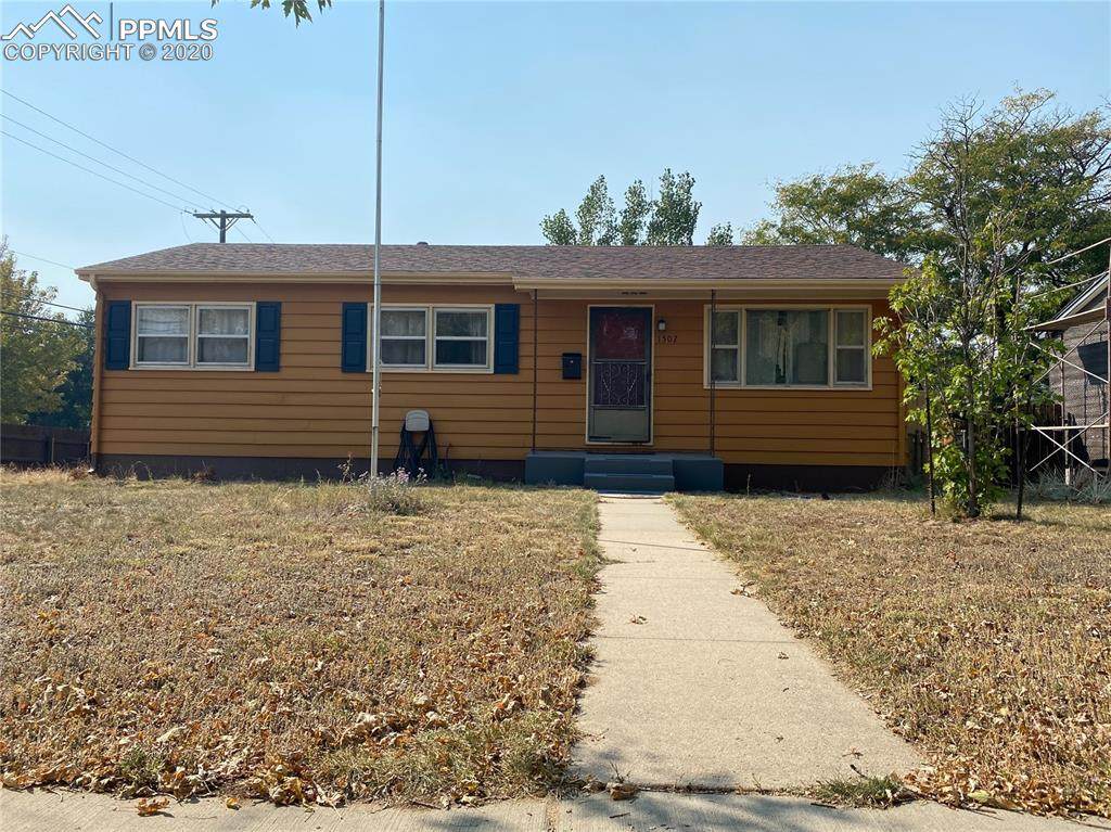 1502 Bates Drive - Photo 1