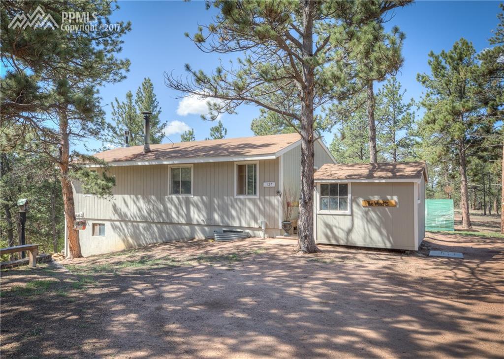 137 Columbine Road - Photo 1