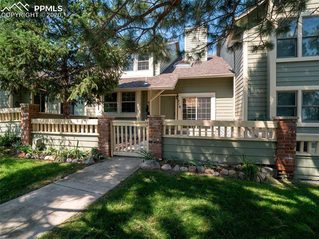 718 Crown Point Drive - Photo 1