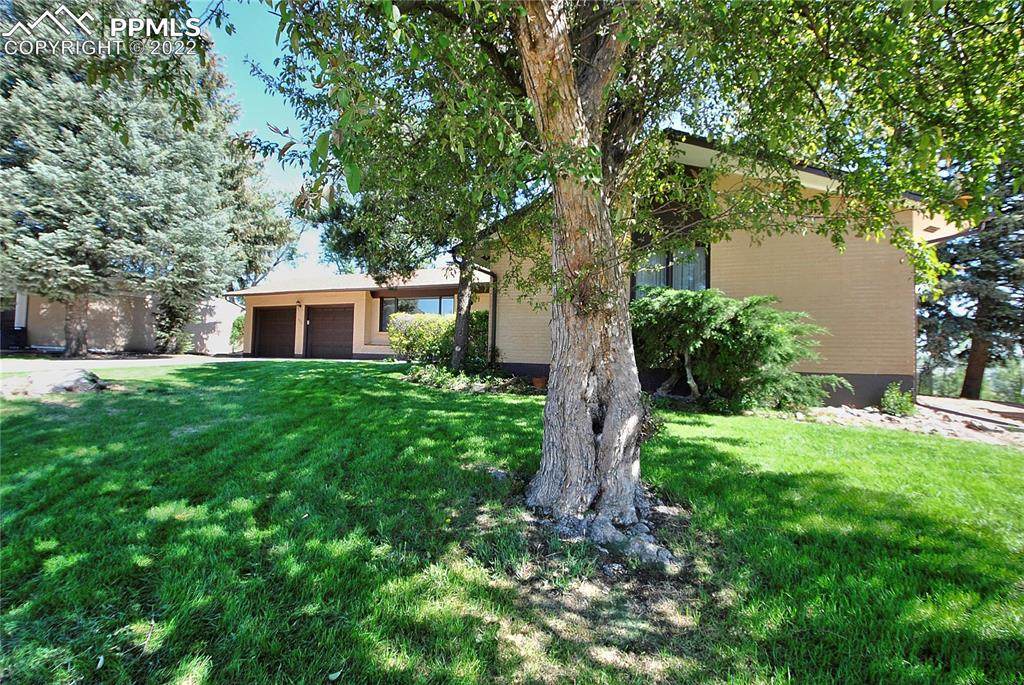 553 Sinton Avenue - Photo 1