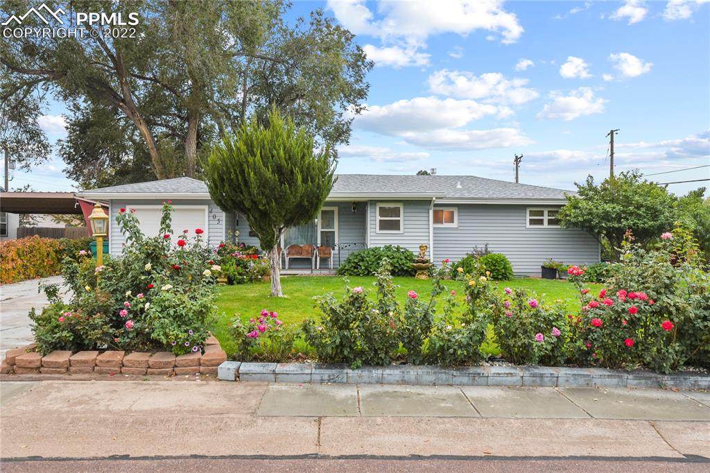 405 Grand Boulevard - Photo 1