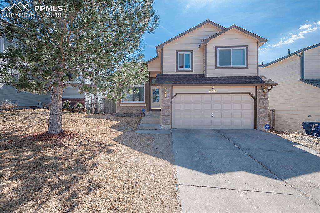 6585 Chantilly Place - Photo 1