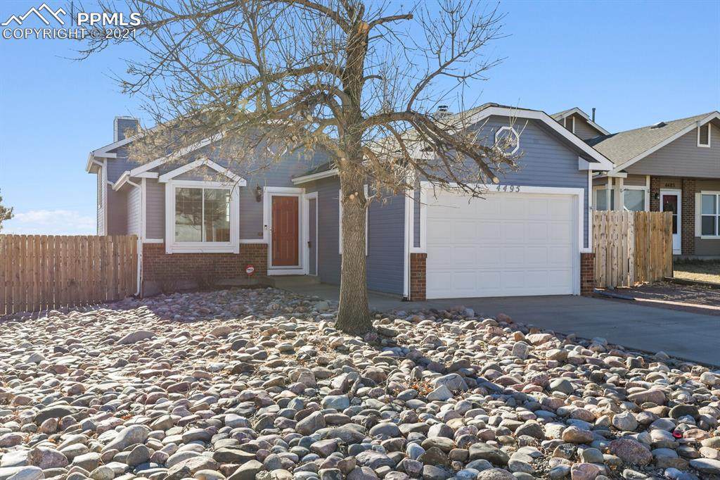 4495 Ramblewood Drive - Photo 1