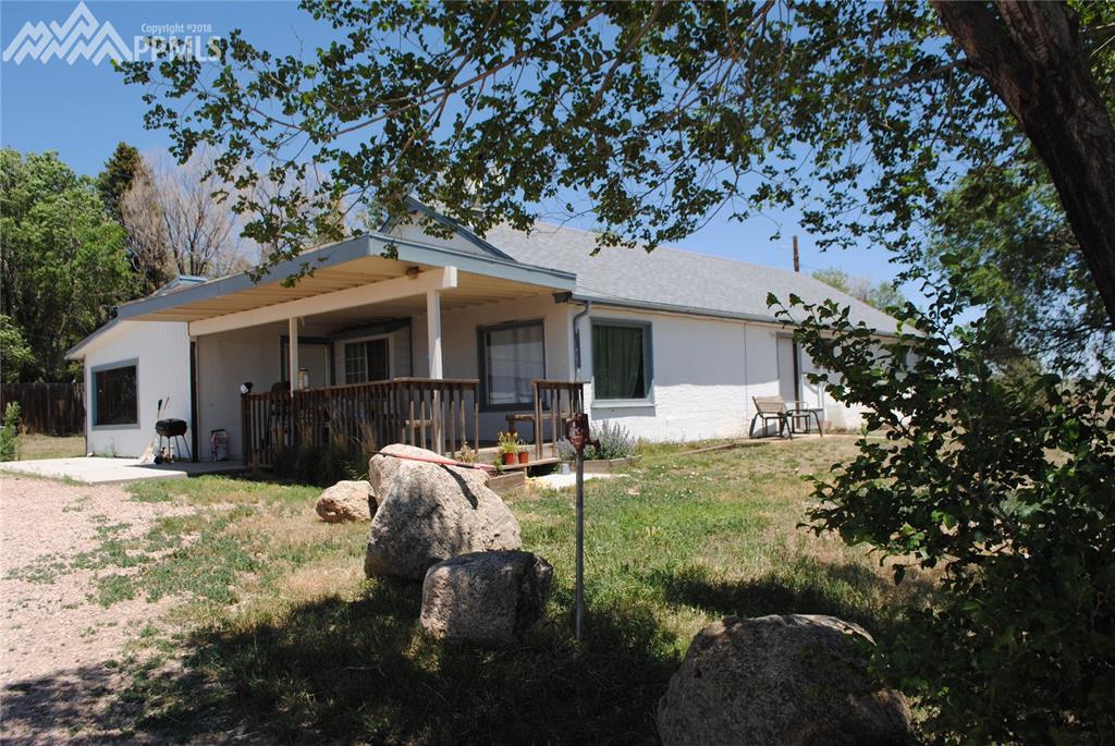 6040 Cowpoke Road - Photo 1