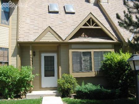 846 London Green Way - Photo 1