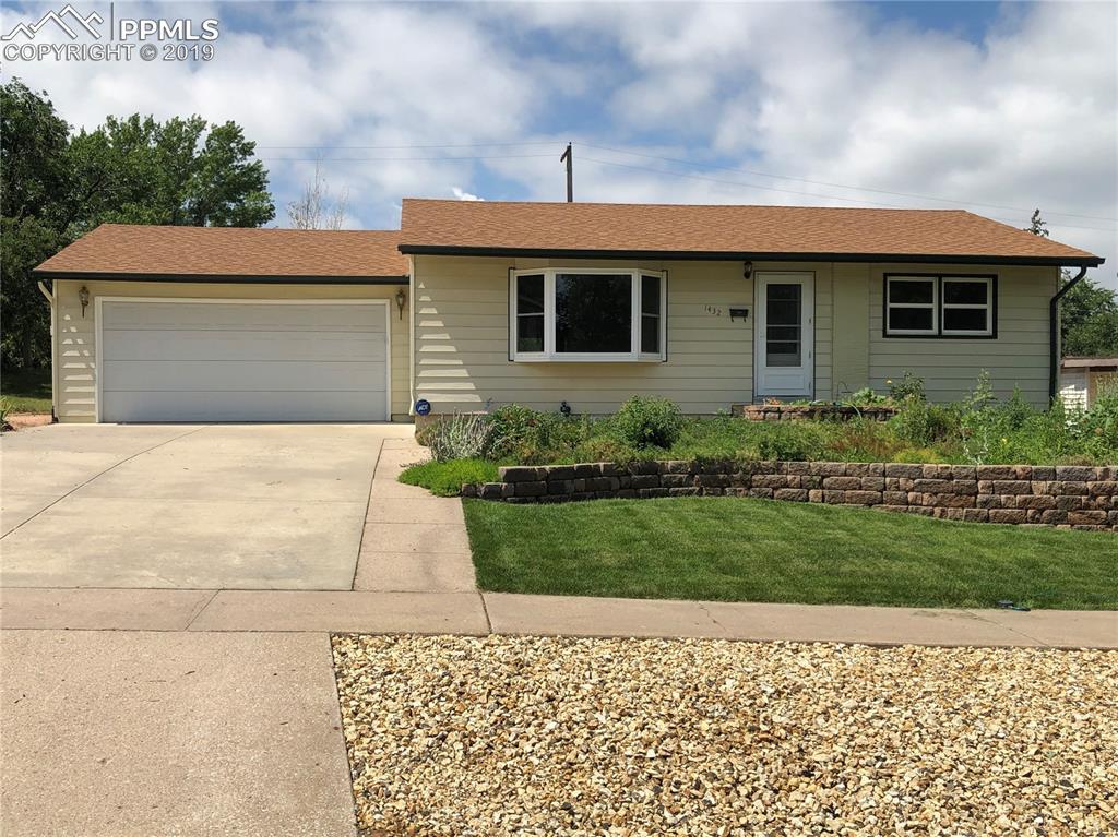 1432 Wilks Place - Photo 1
