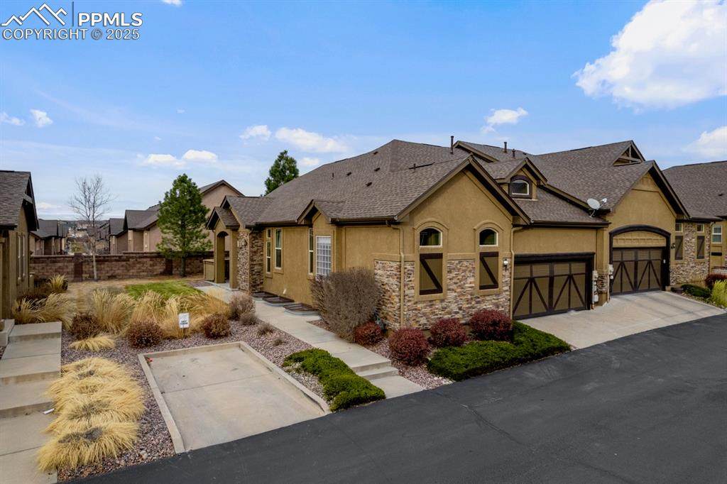 7638 Derringer Point - Photo 1