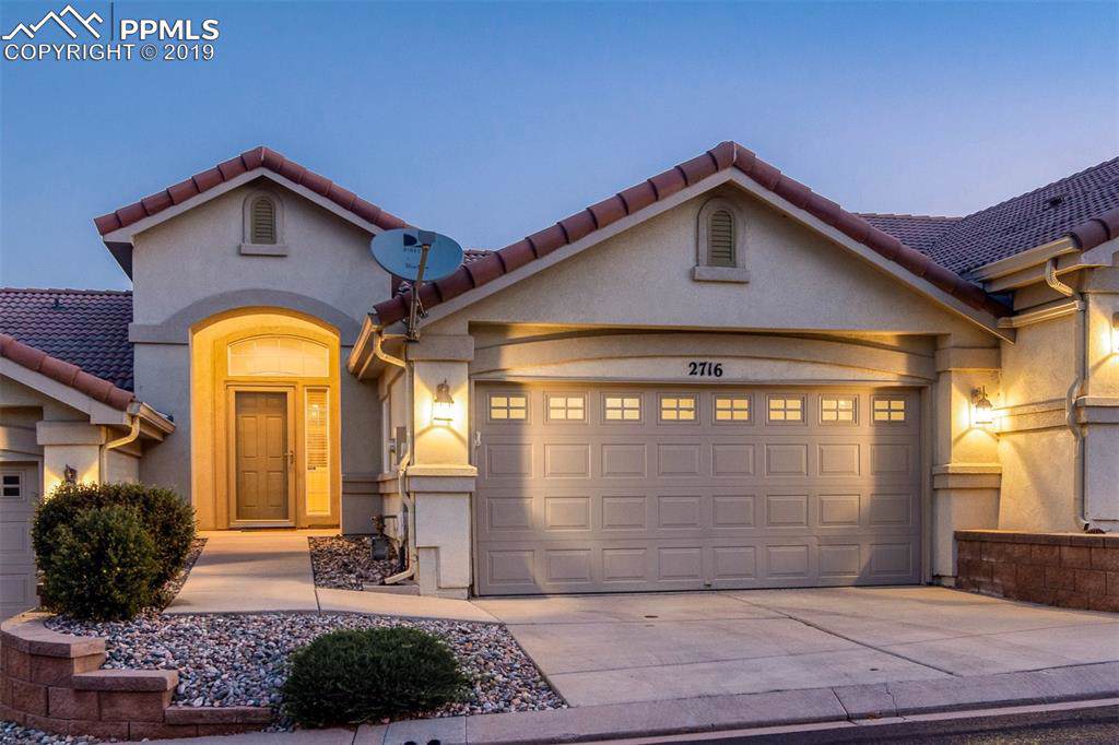 2716 Thrush Grove - Photo 1