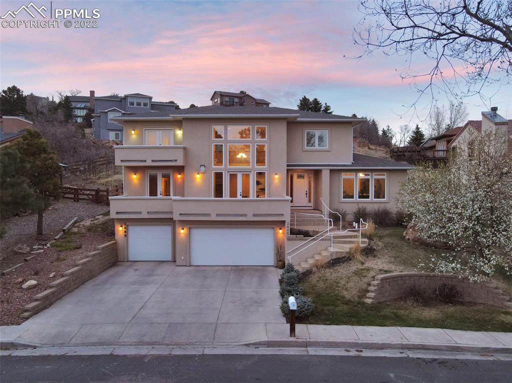 2645 Stoneridge Drive - Photo 1