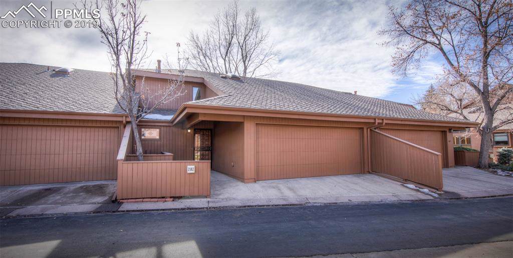 2342 Wood Avenue - Photo 1