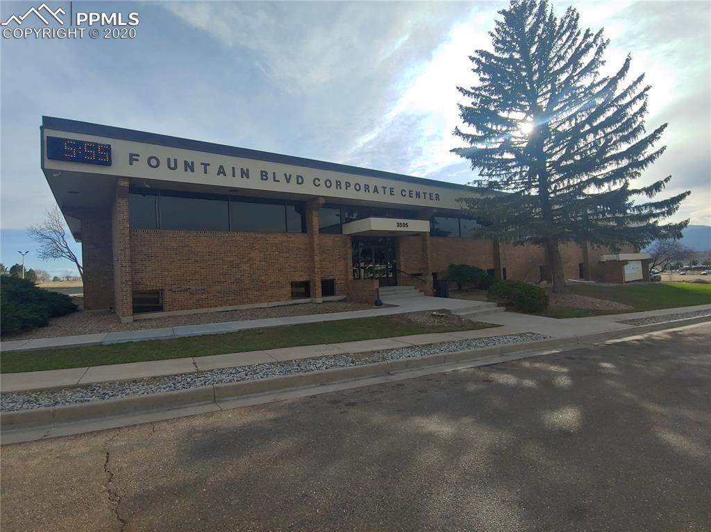 3595 Fountain Boulevard - Photo 1