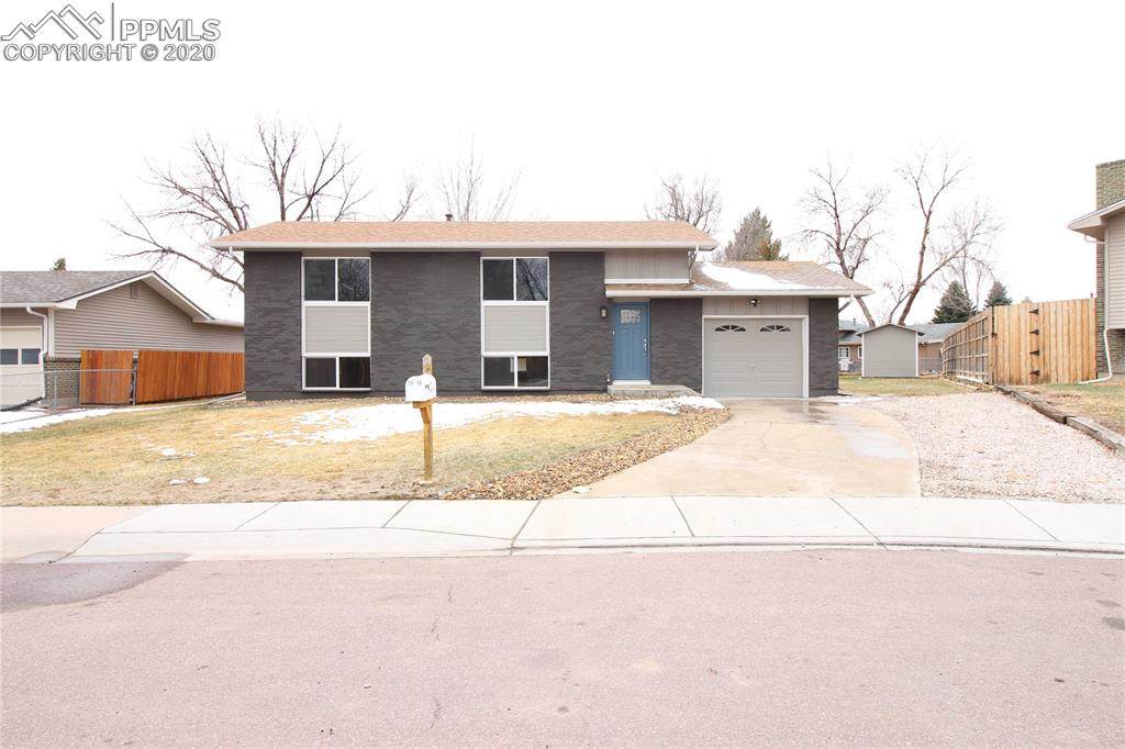 7010 Harding Street - Photo 1