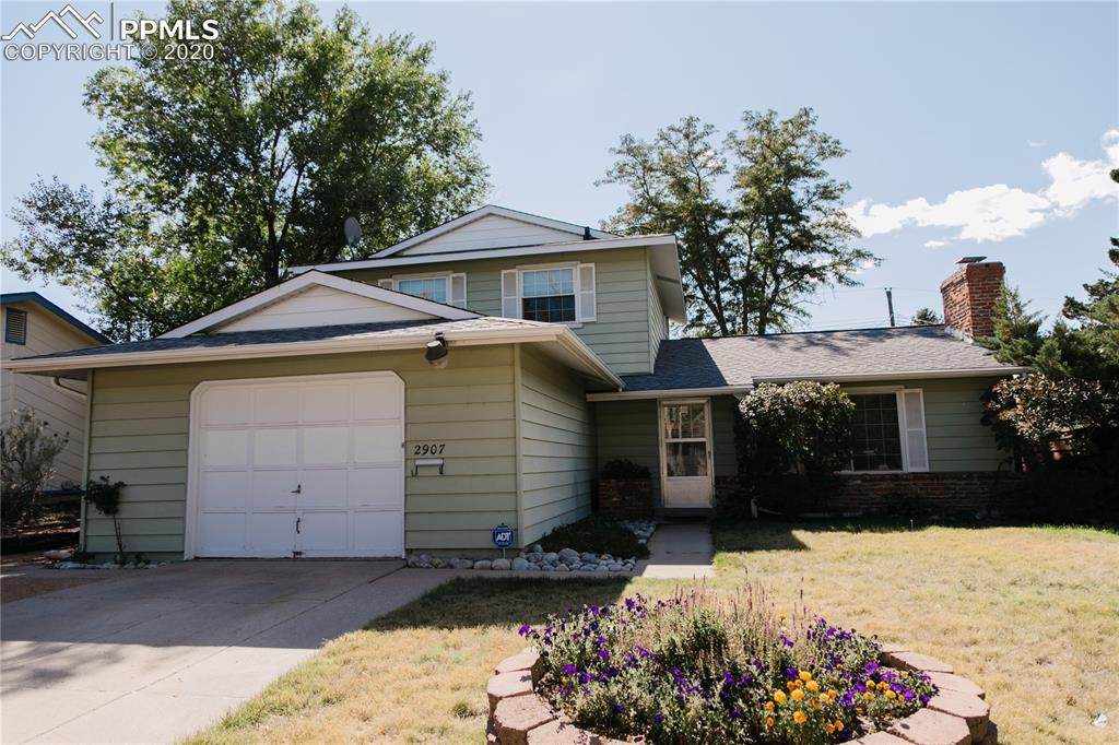 2907 Greenwood Circle - Photo 1