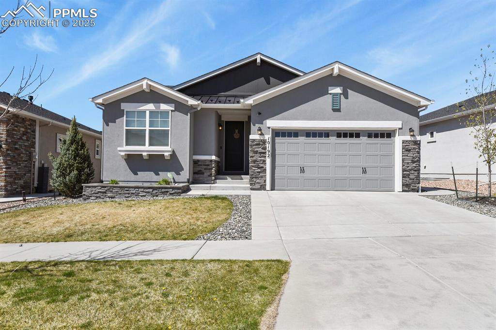 10192 Kentwood Drive - Photo 1
