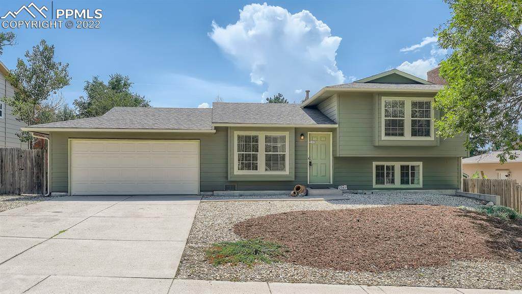 2347 Vintage Drive - Photo 1