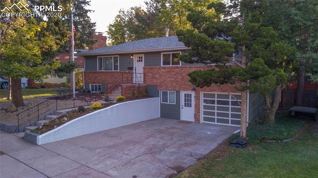 2127 Glenn Summer Road - Photo 1
