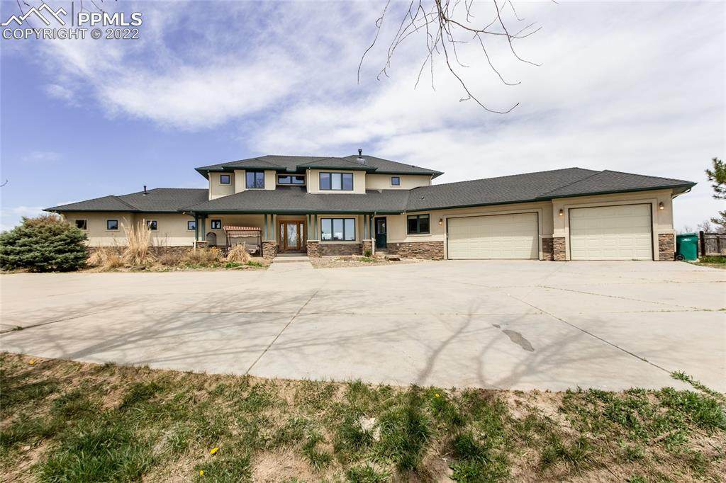 5205 Hier Valley Road - Photo 1